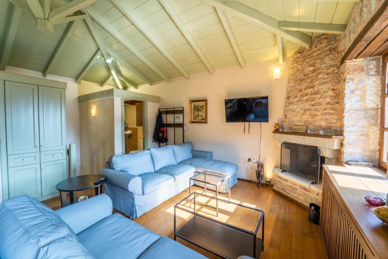 Maisonette Korfes-Κορφές-Μ Δύο Αυτόνομοι Όρoφοι Της Βίλας Κορφές Για Οικογένειες Και Μικρές Παρέες كاربينيسي المظهر الخارجي الصورة