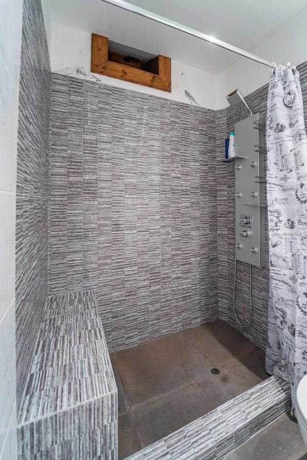 Maisonette Korfes-Κορφές-Μ Δύο Αυτόνομοι Όρoφοι Της Βίλας Κορφές Για Οικογένειες Και Μικρές Παρέες كاربينيسي المظهر الخارجي الصورة
