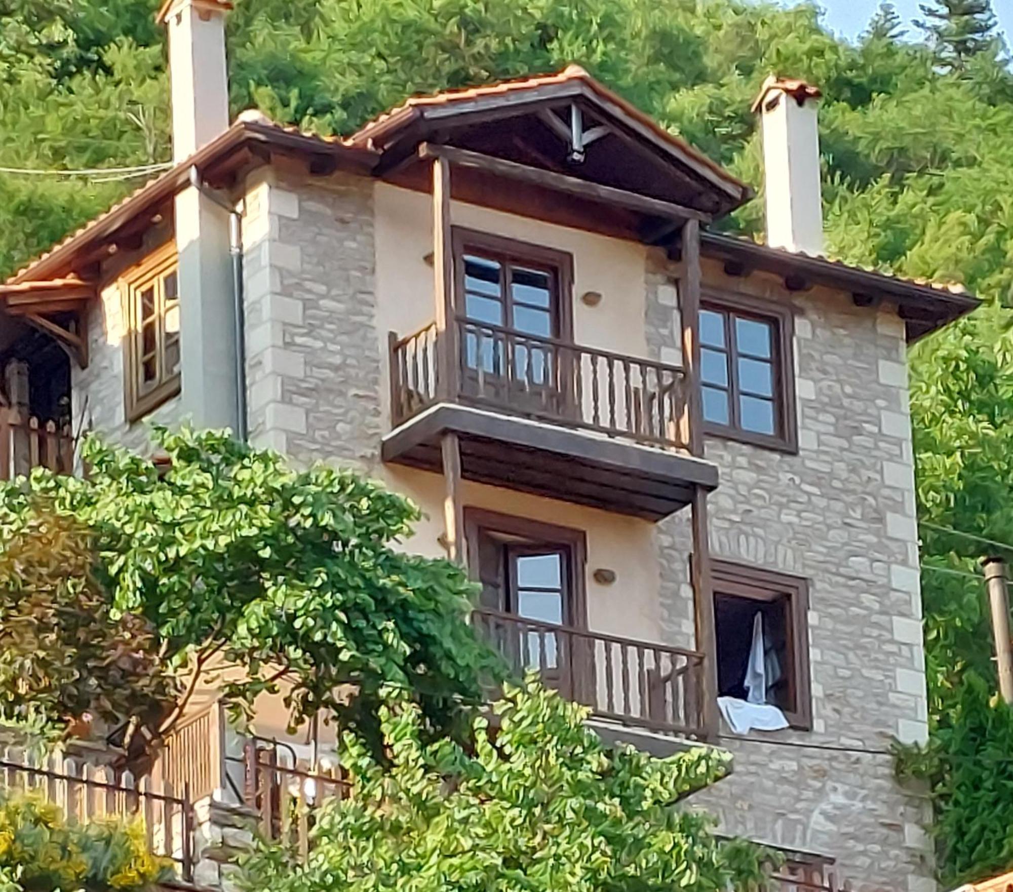 Maisonette Korfes-Κορφές-Μ Δύο Αυτόνομοι Όρoφοι Της Βίλας Κορφές Για Οικογένειες Και Μικρές Παρέες كاربينيسي المظهر الخارجي الصورة